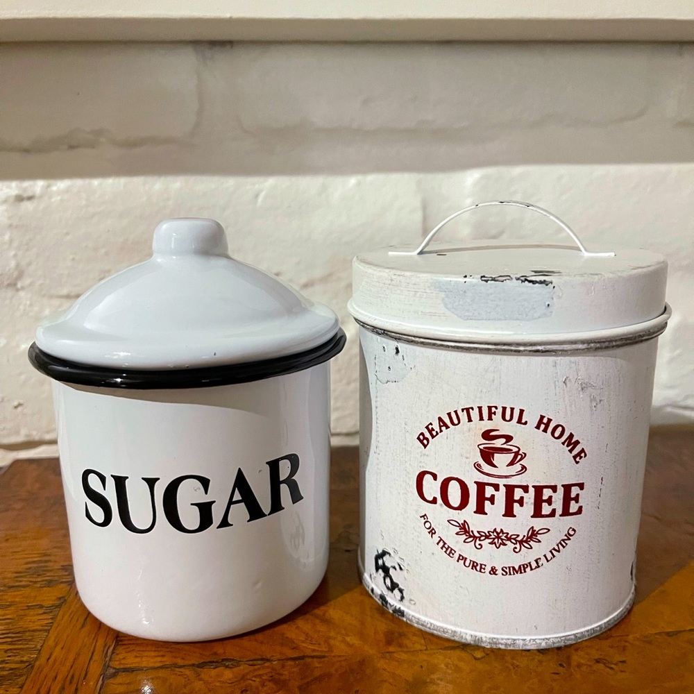 Sugar and coffee canisters✨
